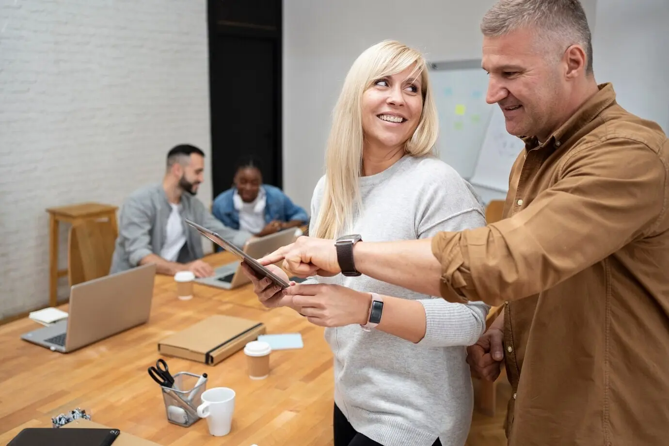 Пожалуйста, пришлите исходное описание, которое нужно перефразировать на русском.